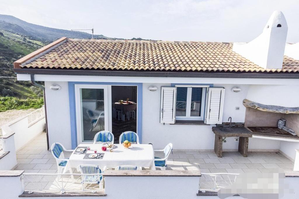 Tra blu e celeste Castelsardo Exterior foto