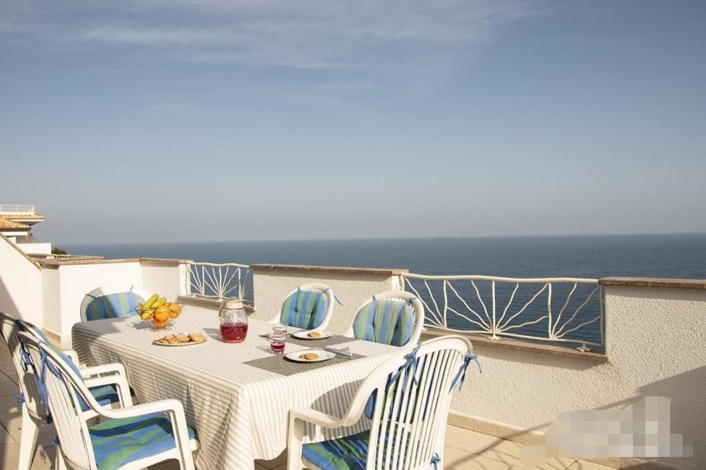 Tra blu e celeste Castelsardo Exterior foto
